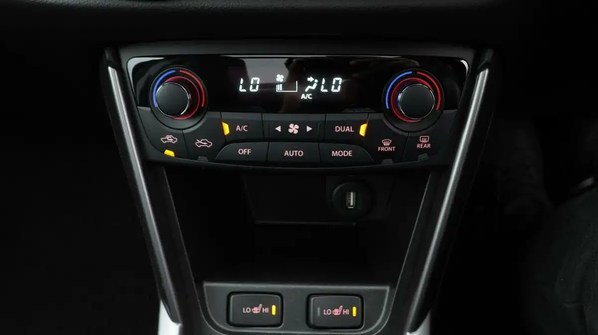 2022-suzuki-s-cross-14-boosterjet-ultra-big-12