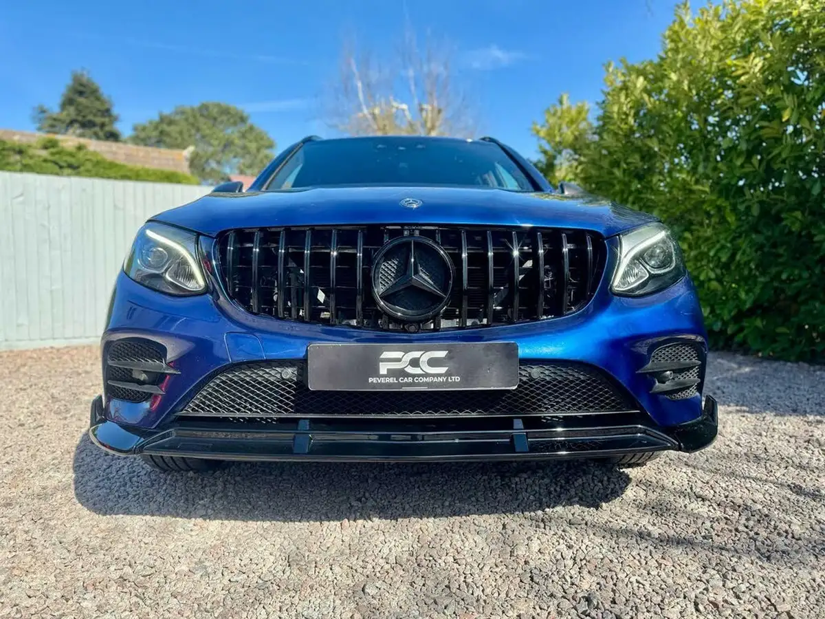 2017-mercedes-benz-glc-class-21d-glc220d-amg-line-ss-station-wagon-5d-big-21