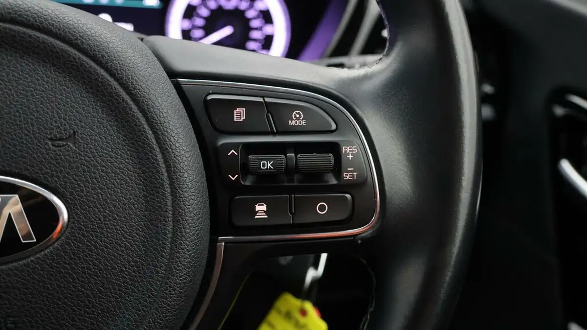 2020-kia-niro-16-gdi-2-big-22