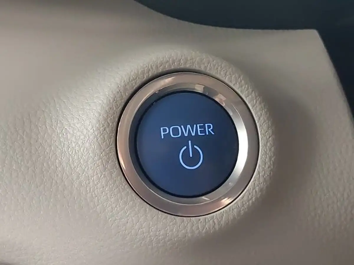 2022-toyota-yaris-cross-15-vvt-i-excel-city-packpan-roof-big-15
