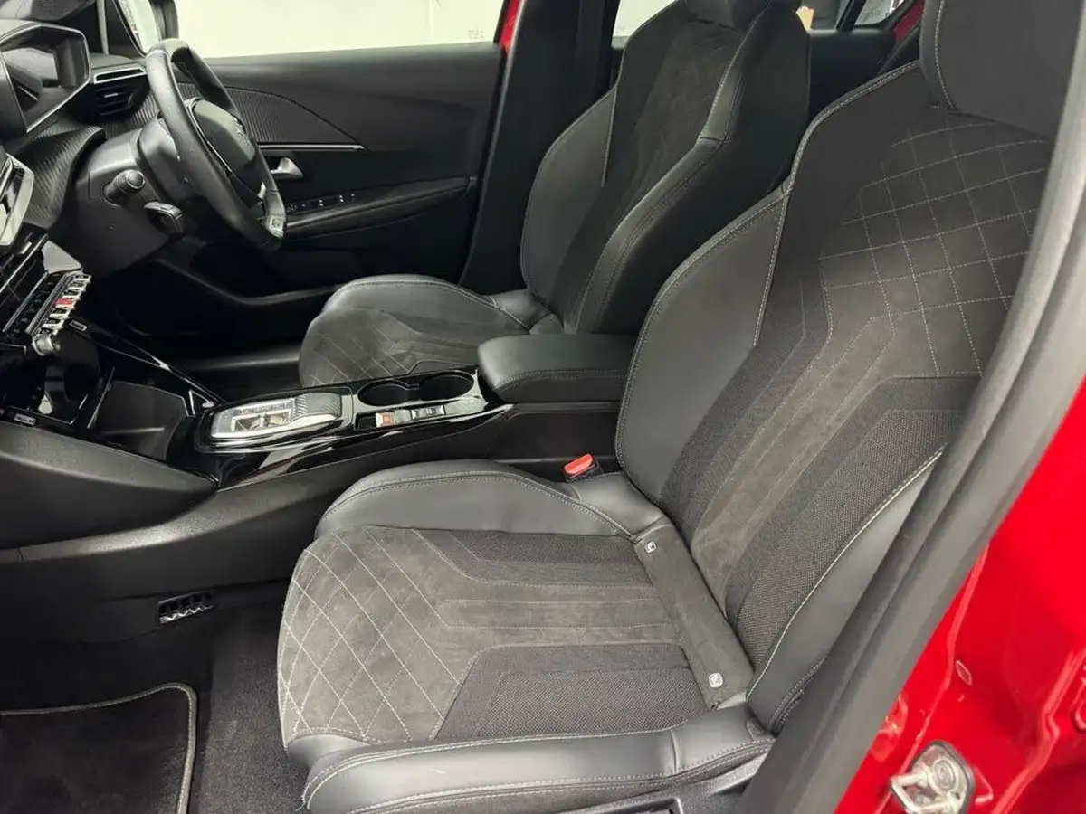 2022-peugeot-208-e-gt-premium-big-24