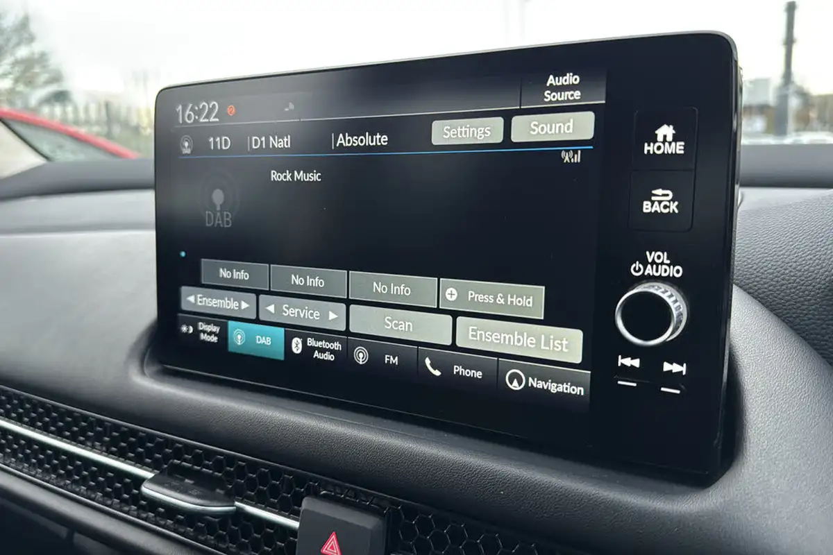 2024-honda-zr-v-20-i-mmd-advance-big-18