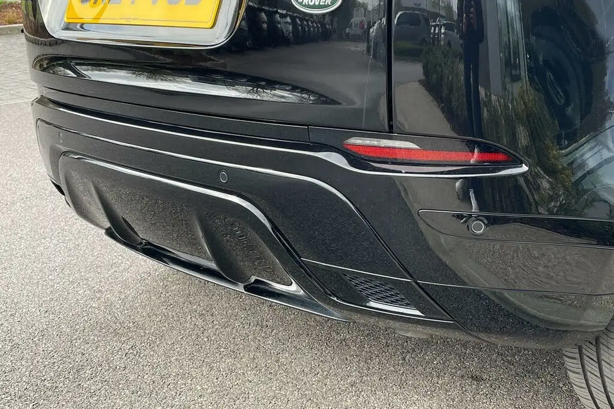 2024-land-rover-range-rover-evoque-15-p300e-dynamic-se-big-23