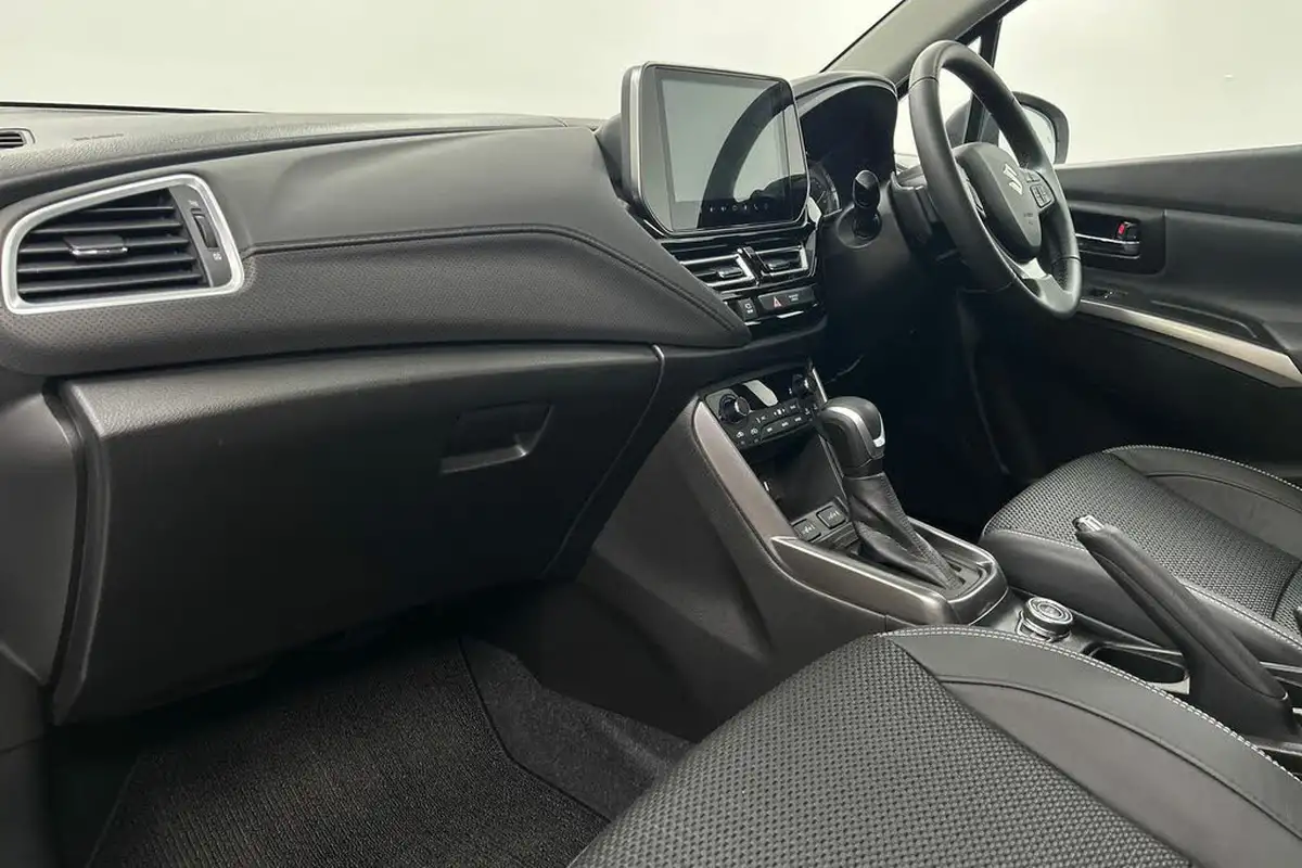 2024-suzuki-s-cross-15-ultra-allgrip-big-5