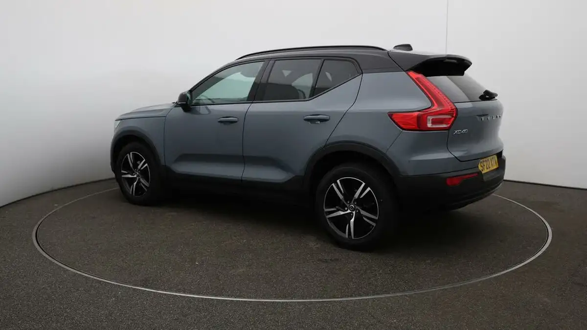 2022-volvo-xc40-15-t3-r-design-auto-big-28