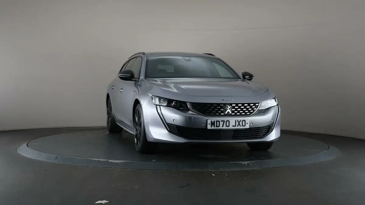 2021-peugeot-508-12-puretech-gt-big-44