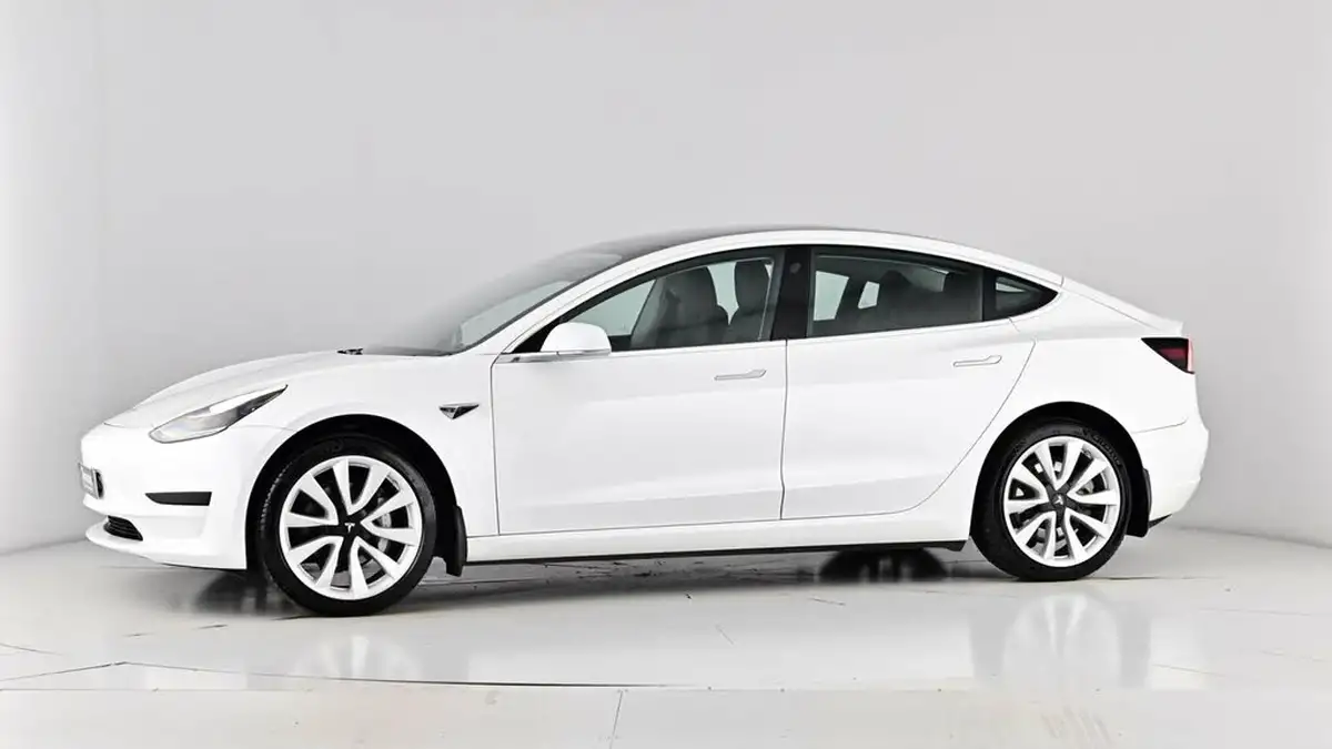 2020-tesla-model-3-e-standard-plus-big-59