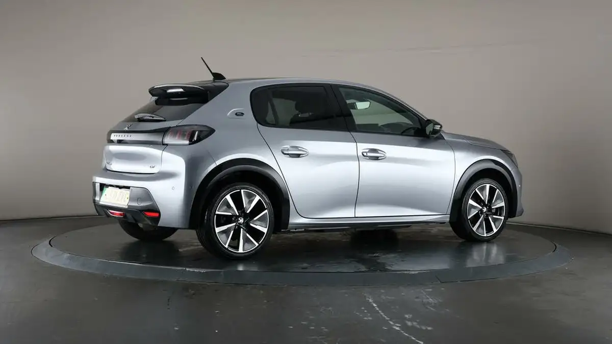2021-peugeot-208-e-gt-50kwh-big-55