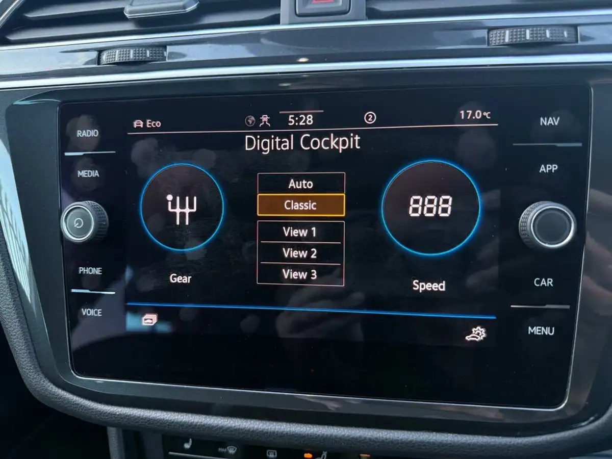 2021-volkswagen-tiguan-15-tsi-r-line-big-45