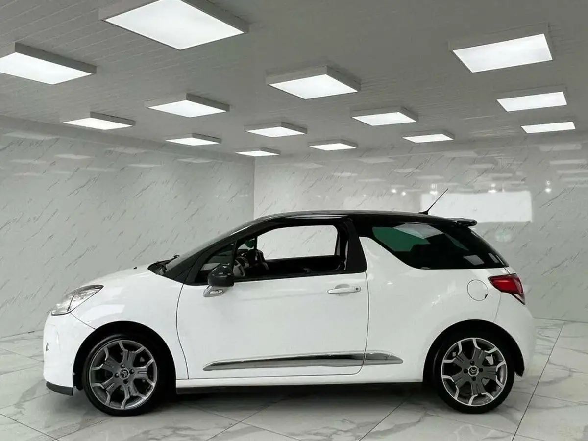 2012-citroen-ds3-16-ultra-prestige-big-10