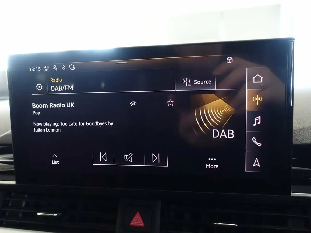 2020-audi-a4-avant-20-30-tdi-s-line-big-28