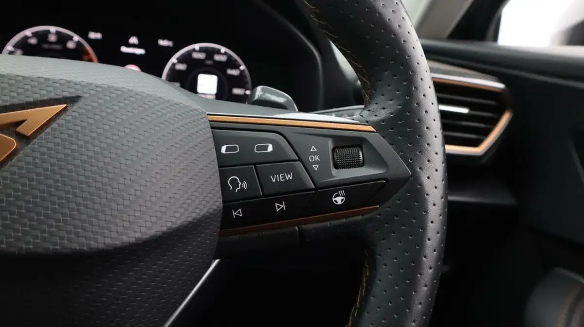 2022-cupra-formentor-15-tsi-v1-dsg-big-25