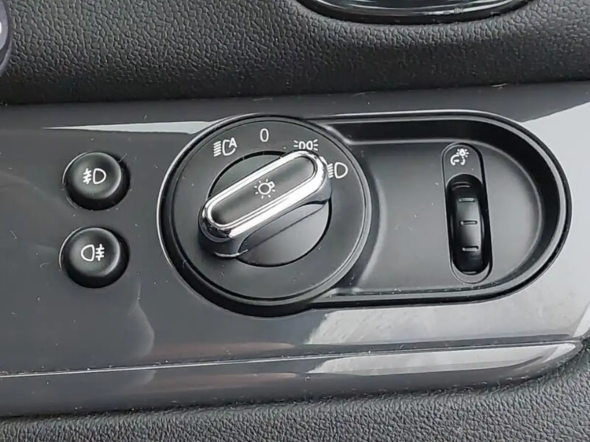 2022-mini-countryman-15-cooper-classic-premium-auto-big-16