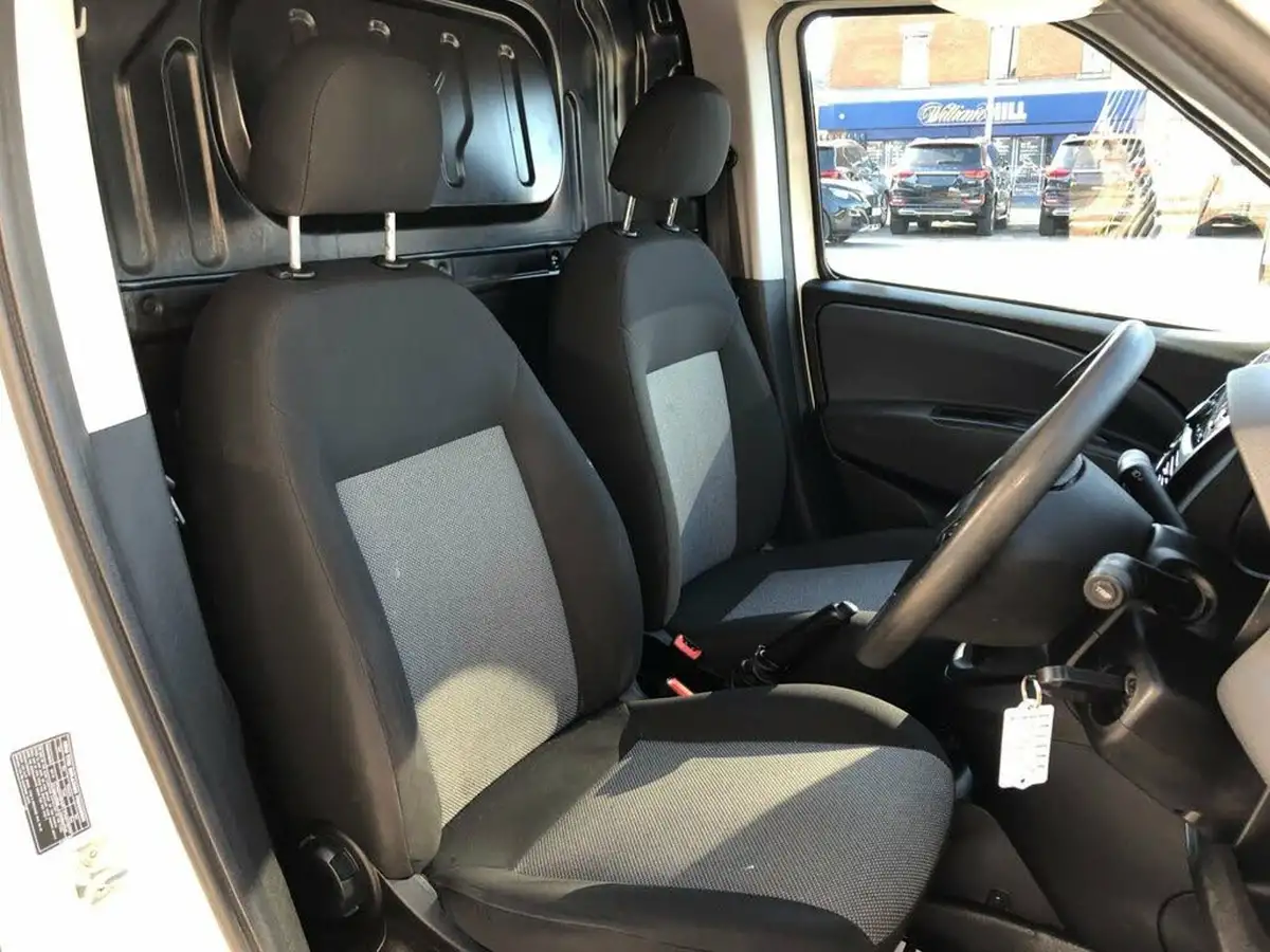 2019-fiat-doblo-cargo-13td-l2h1-maxi-95eu6-panel-van-big-18