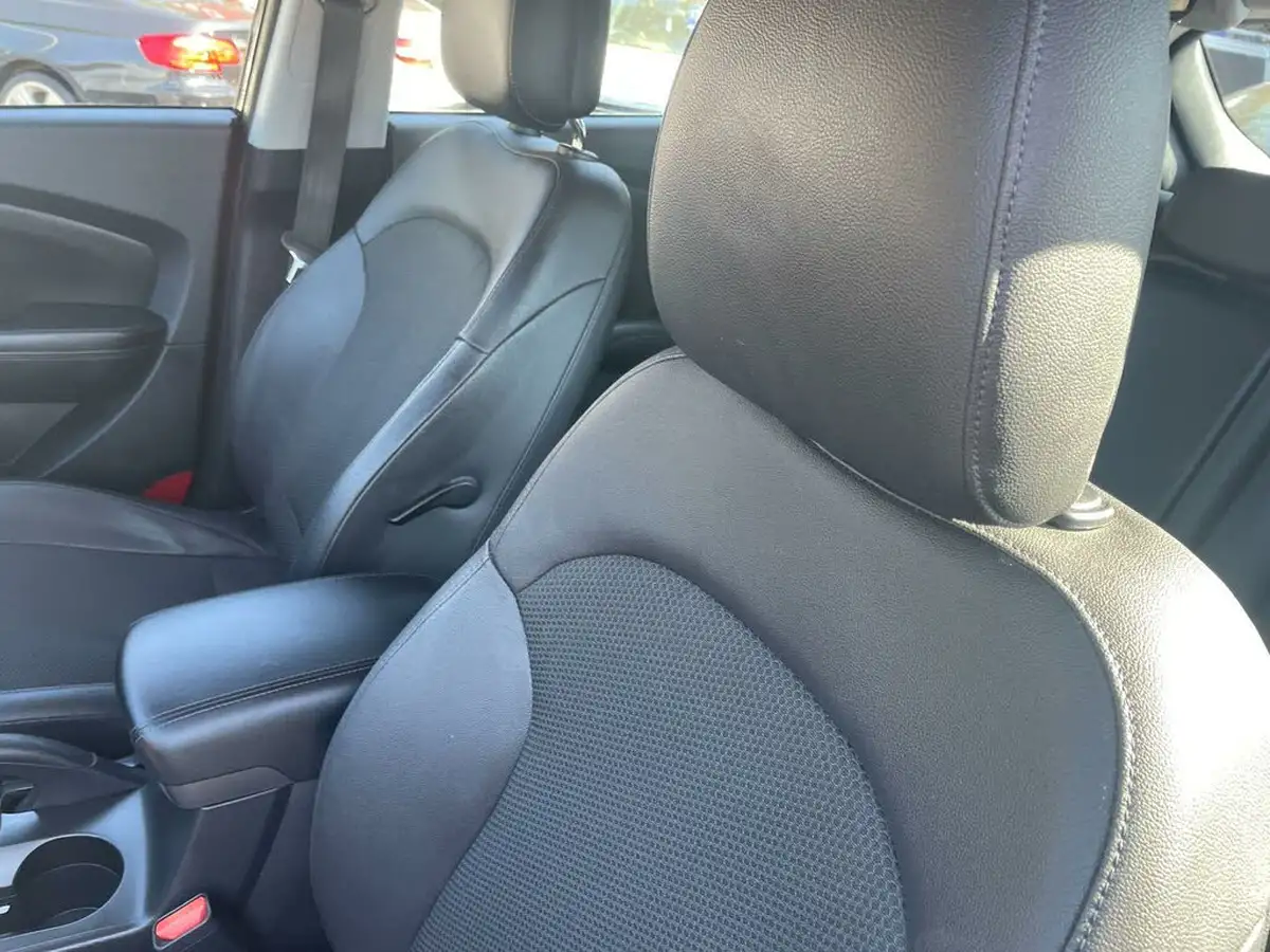 2014-hyundai-ix35-17td-se-big-24