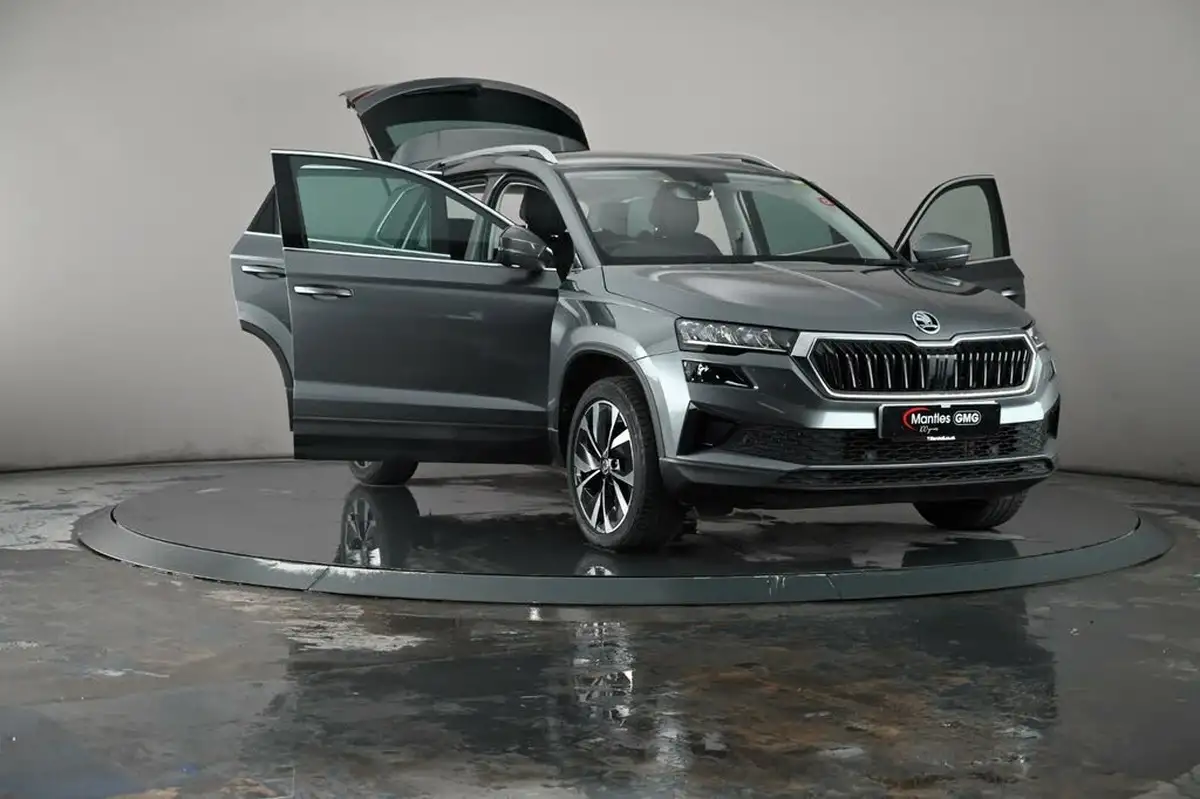 2022-skoda-karoq-15-tsi-se-l-big-32
