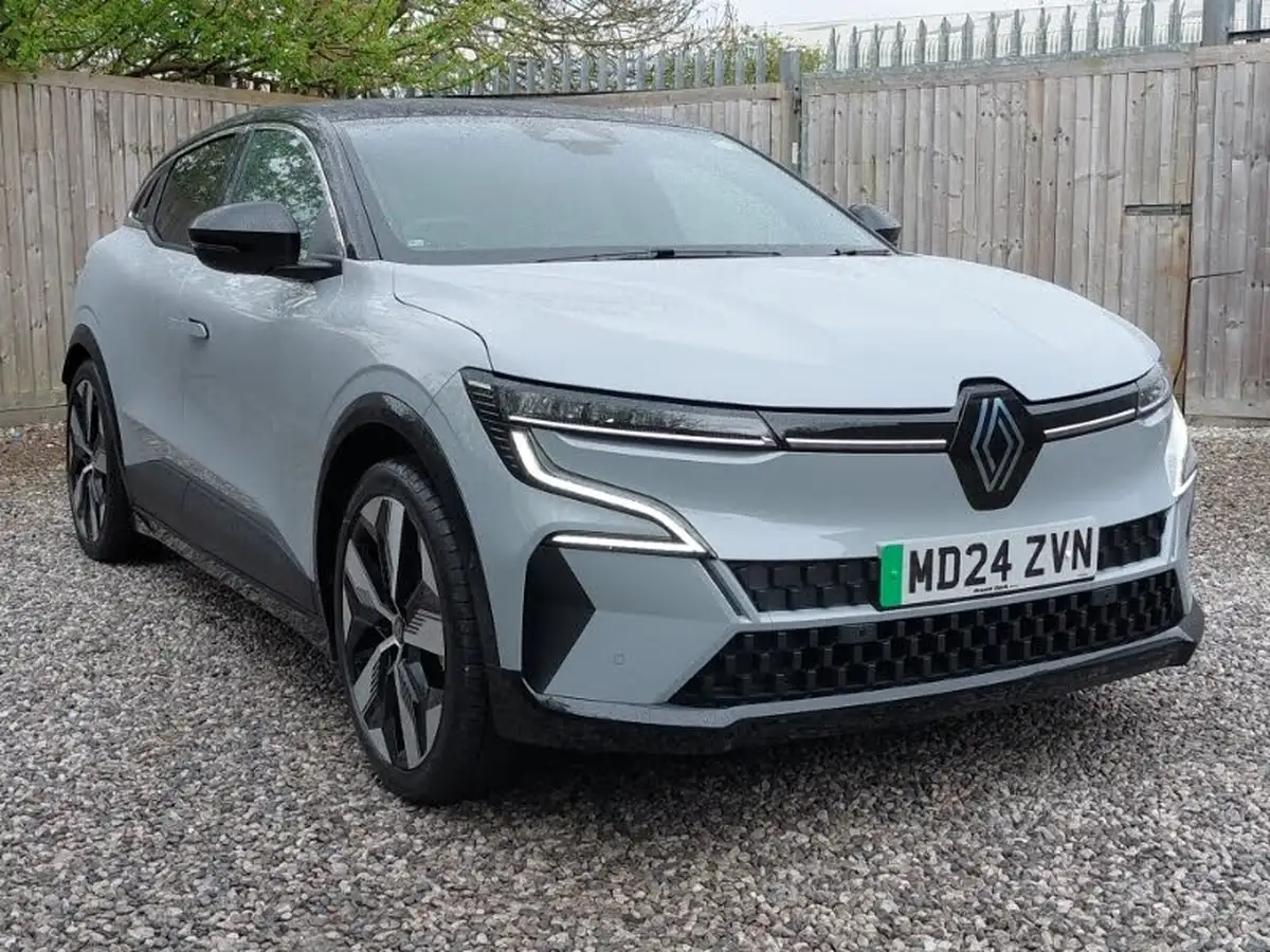 2024-renault-megane-e-tech-e-techno-e-tech-comfort-range-big-0