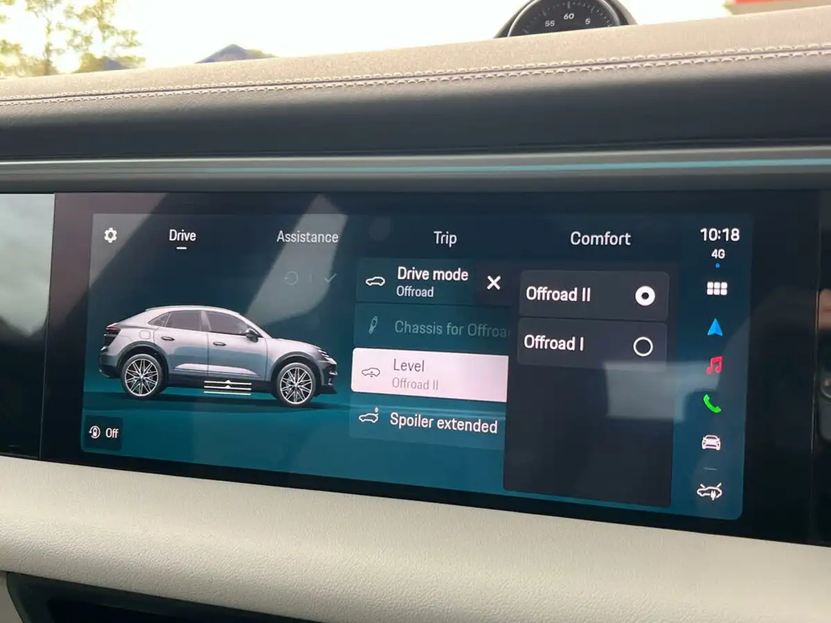 2024-porsche-macan-e-4-electric-big-45