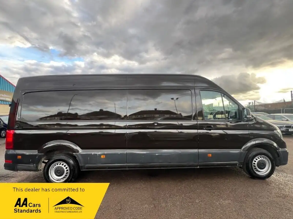 2019-volkswagen-crafter-20tdi-cr35-lwb-140pseu6-trendline-panel-van-big-4