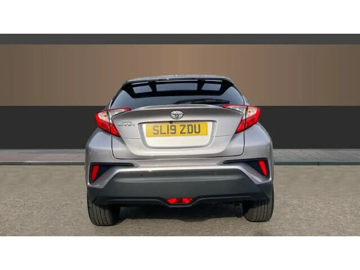 2019-toyota-c-hr-12-design-big-5