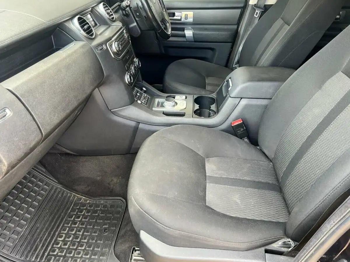 2014-land-rover-discovery-4-30td-gs-auto-big-22