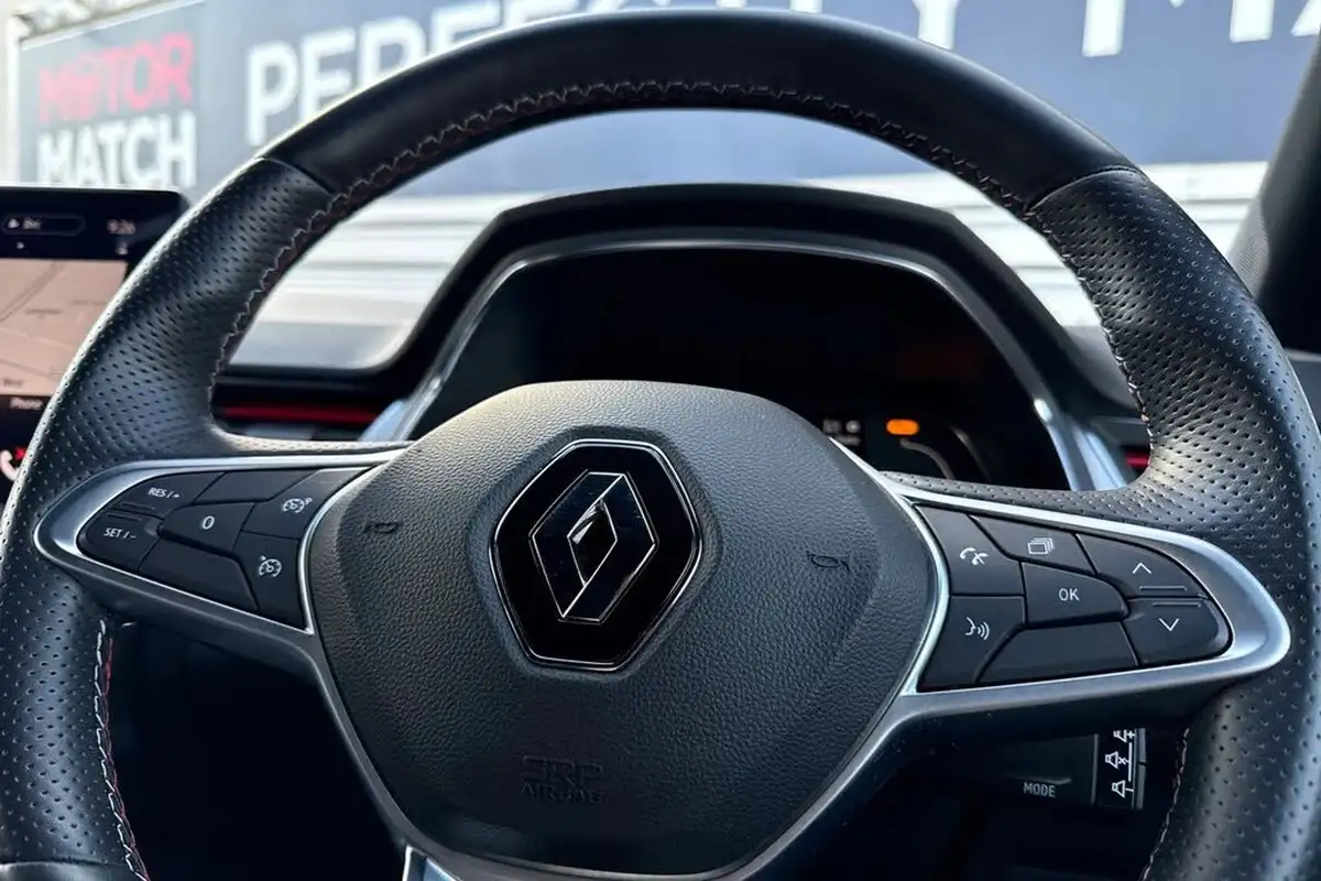 2022-renault-captur-16-rs-line-145ps-rs-line-e-tech-hybrid-big-30