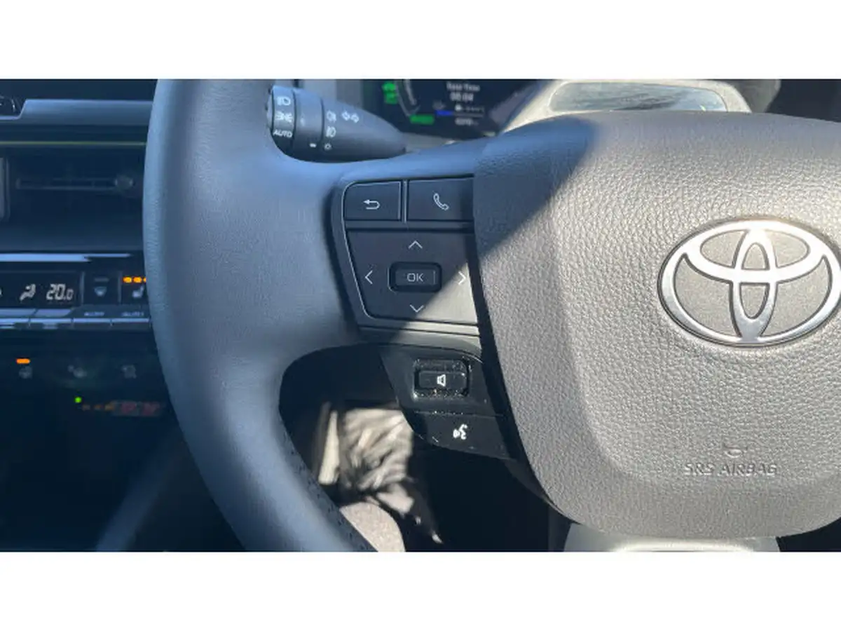 2024-toyota-c-hr-20-vvt-i-excel-220bhp-plug-in-tech-pack-big-34