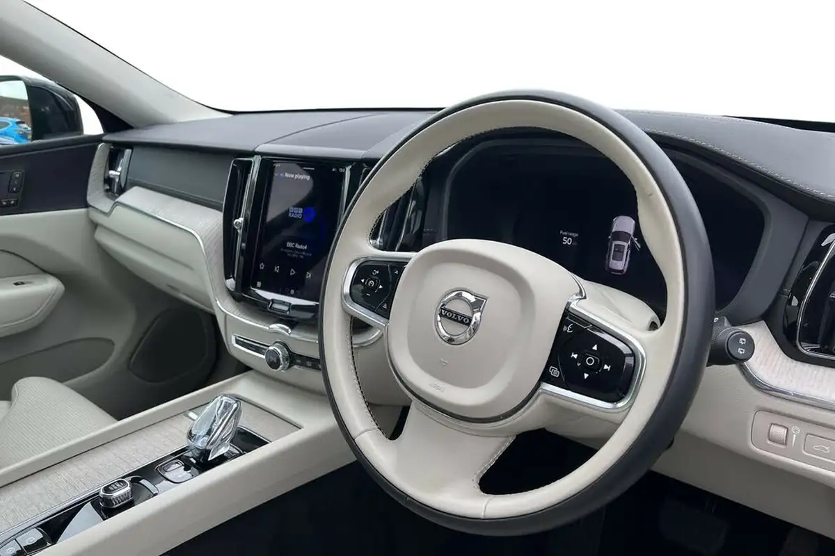 2021-volvo-xc60-20-t8-inscription-pro-455bhp-plug-in-hybrid-big-9