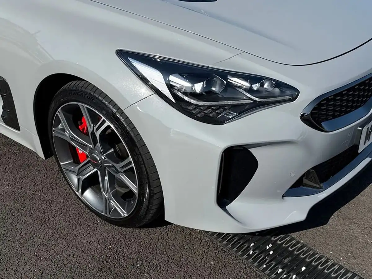 2020-kia-stinger-33-t-gdi-gt-s-365bhp-big-16
