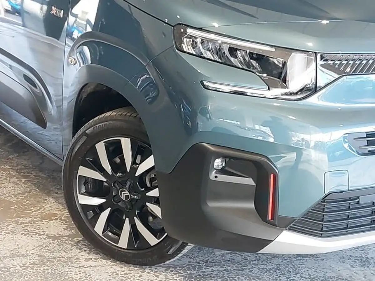 2024-citroen-berlingo-e-max-m-size-big-8