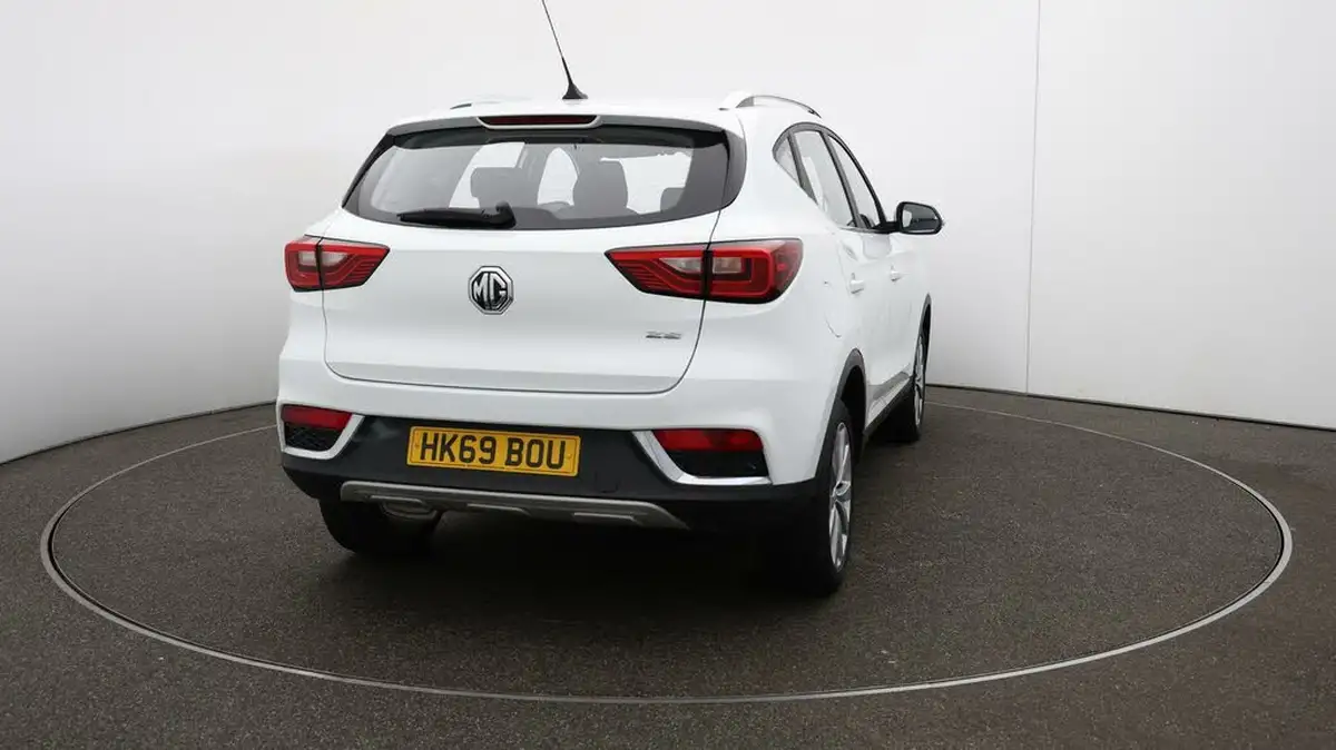 2019-mg-zs-suv-15-vti-tech-excite-106ps-big-47