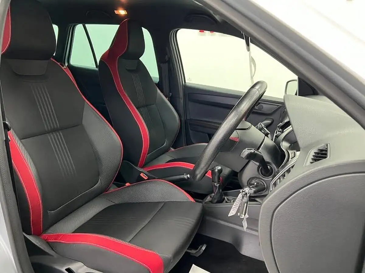 2020-skoda-fabia-10-tsi-monte-carlo-109ps-estate-big-8