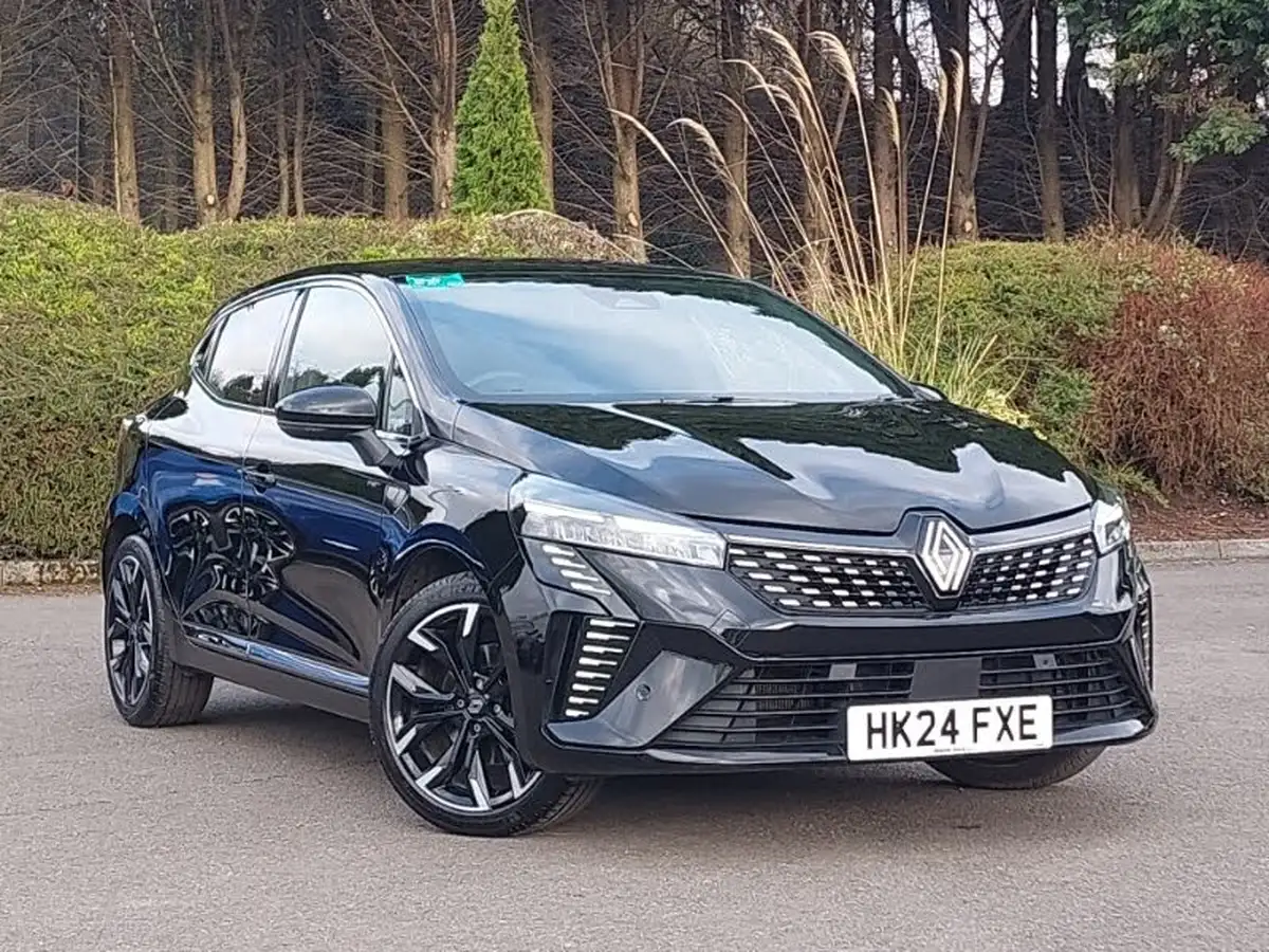 2024-renault-clio-16-techno-big-0