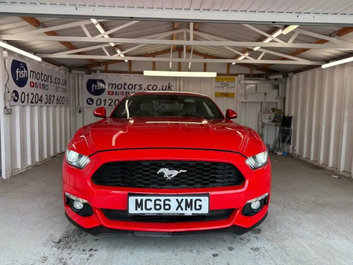 2017-ford-mustang-23-317ps-fastback-big-6