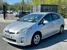2011-toyota-prius-small-21