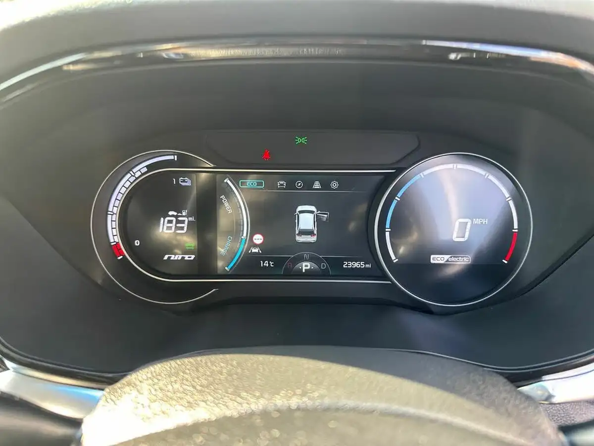 2022-kia-e-niro-ev-4-big-17