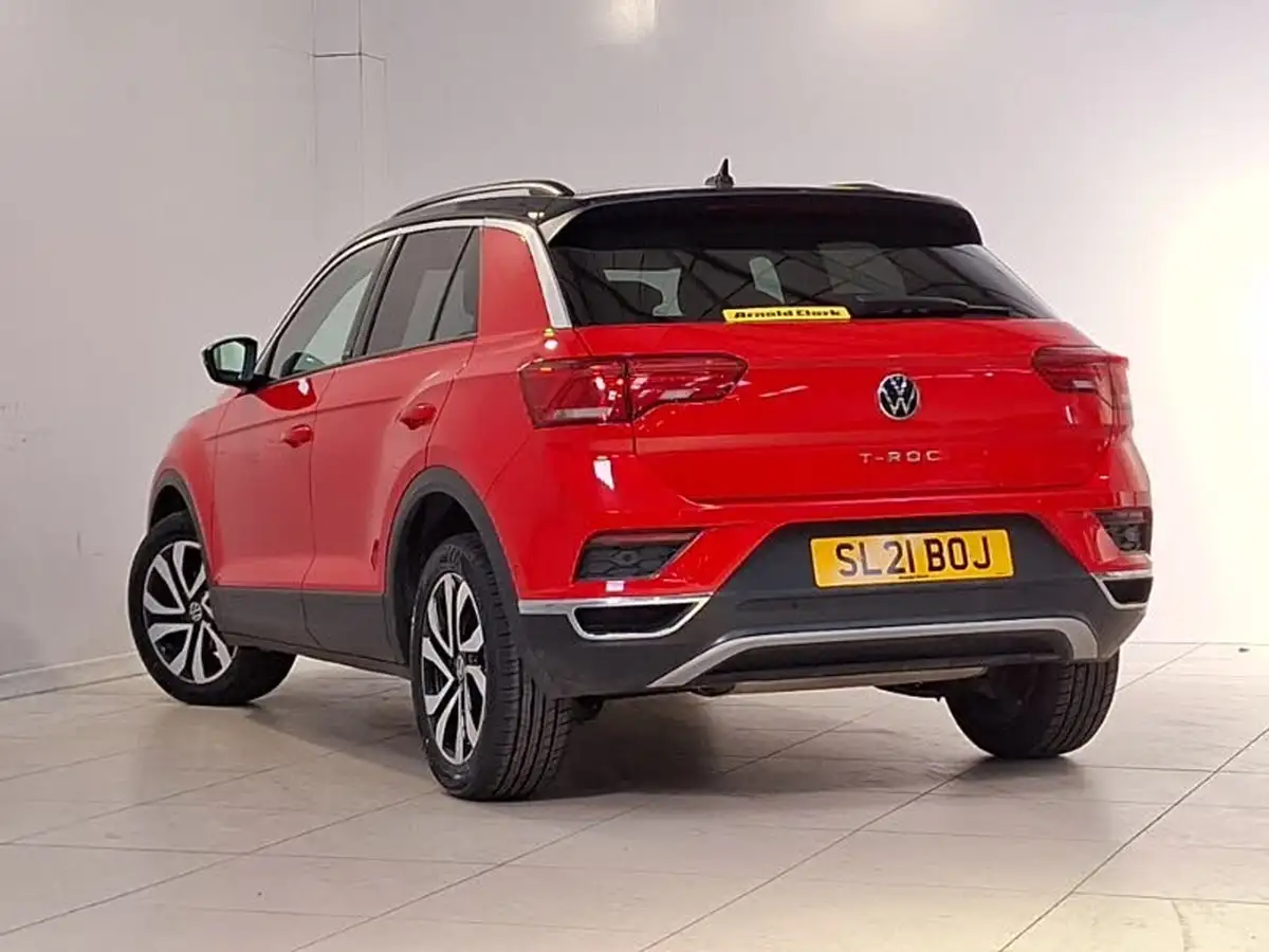 2021-volkswagen-t-roc-10-tsi-active-hatchback-5d-big-1
