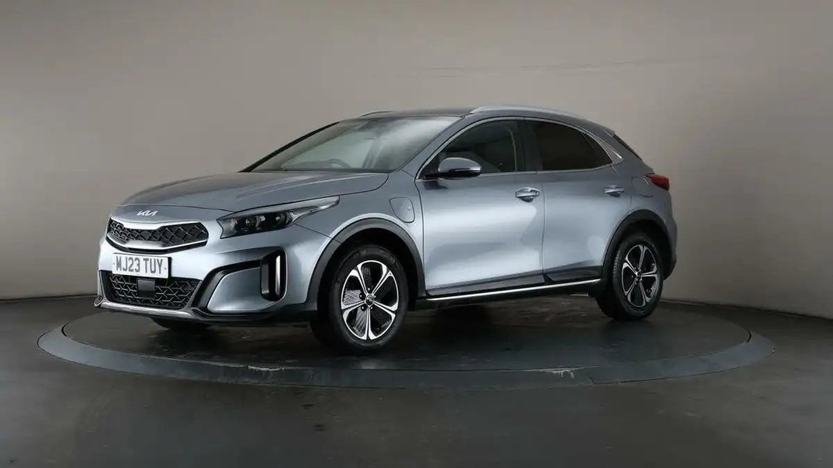 2023-kia-xceed-16-gdi-3-big-35