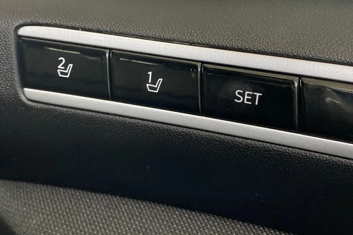 2022-hyundai-tucson-16-t-gdi-ultimate-150ps-48-volt-mhev-dct-big-18