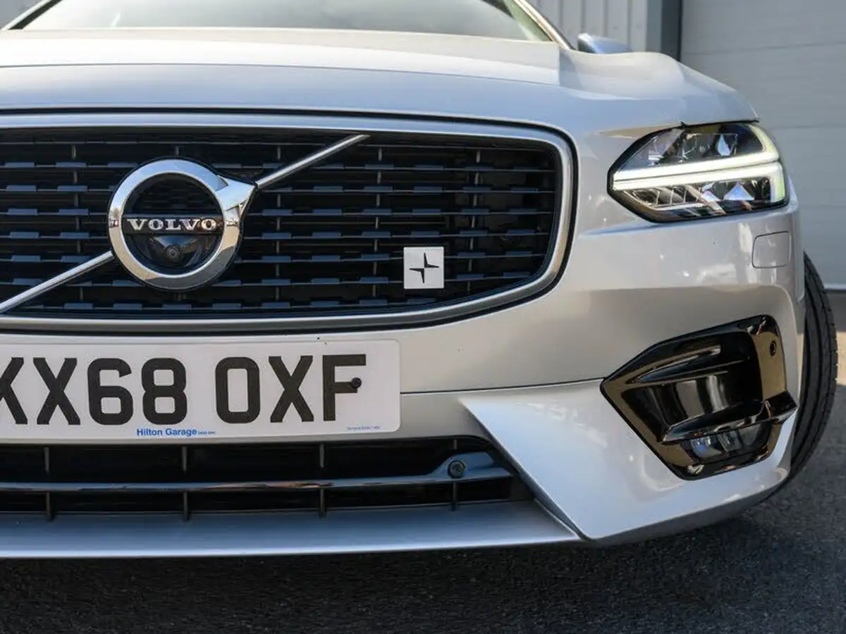 2018-volvo-s90-20td-d5-r-design-4x4-big-8