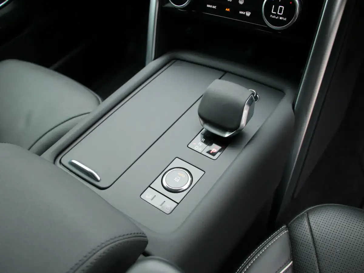 2021-land-rover-discovery-30-d300-commercial-hse-big-62