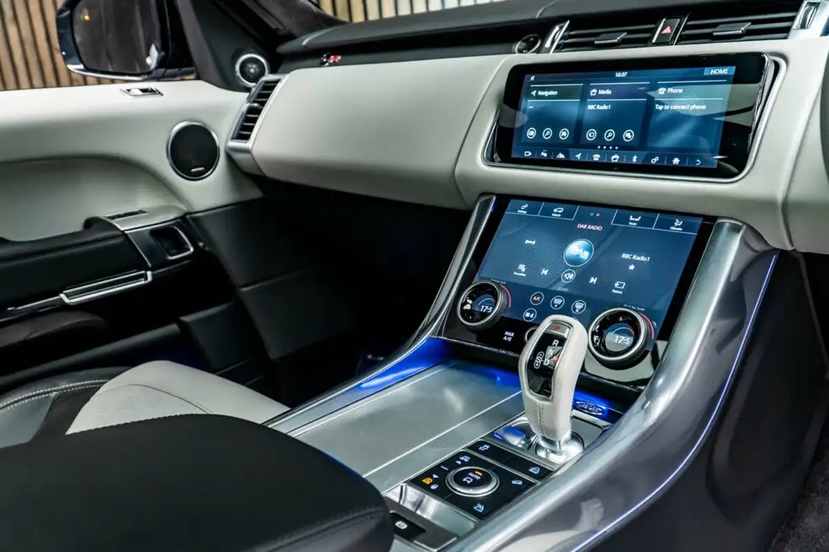 2020-land-rover-range-rover-sport-50-v8-p575-svr-awd-big-24