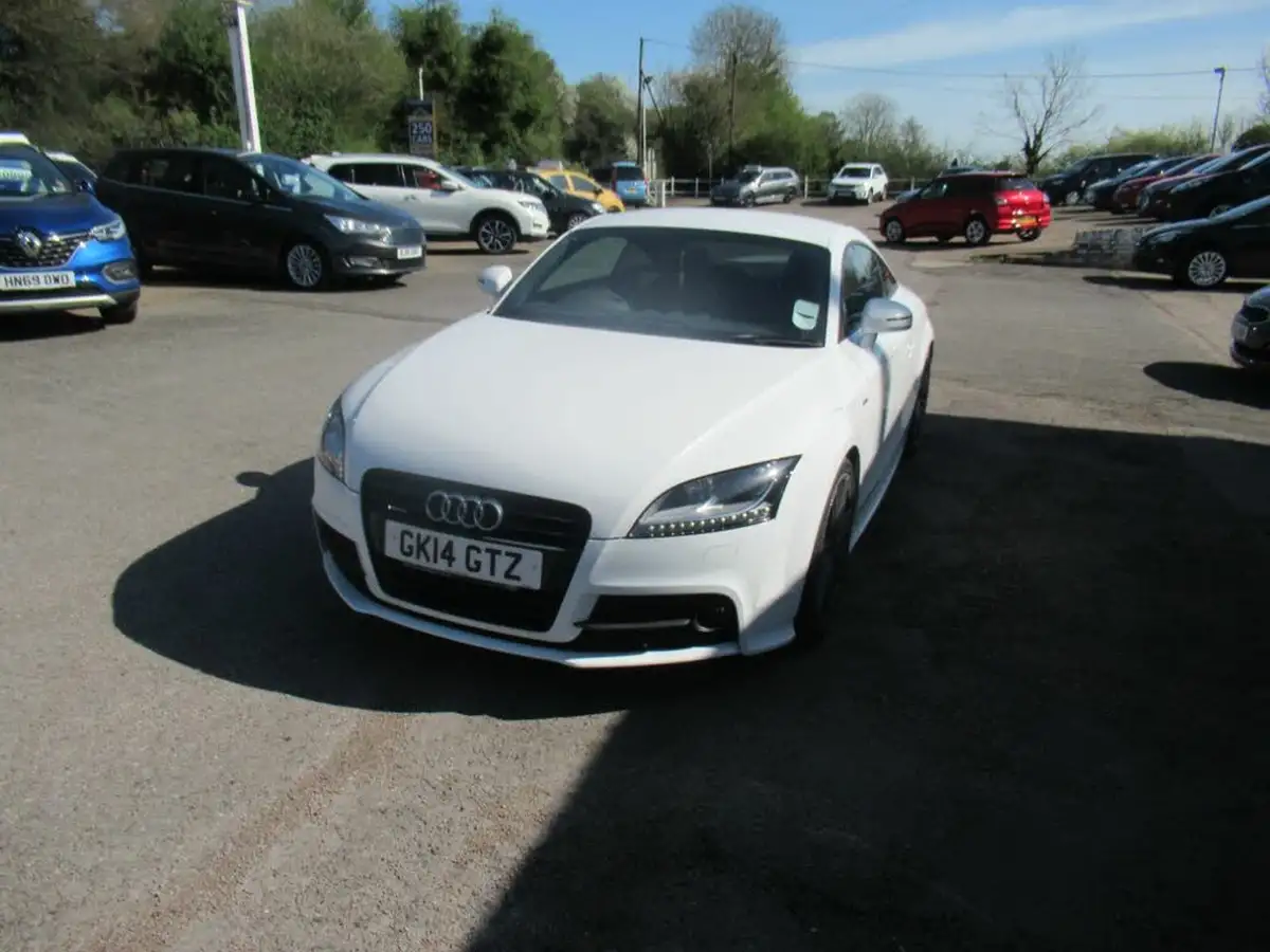 2014-audi-tt-coupe-20-tdi-black-edition-big-1