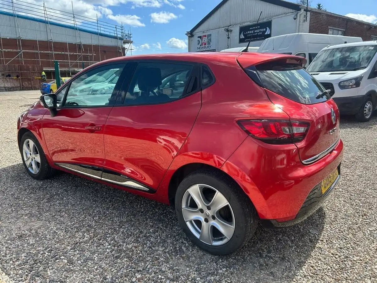 2015-renault-clio-15td-dynamique-medianavss-big-72