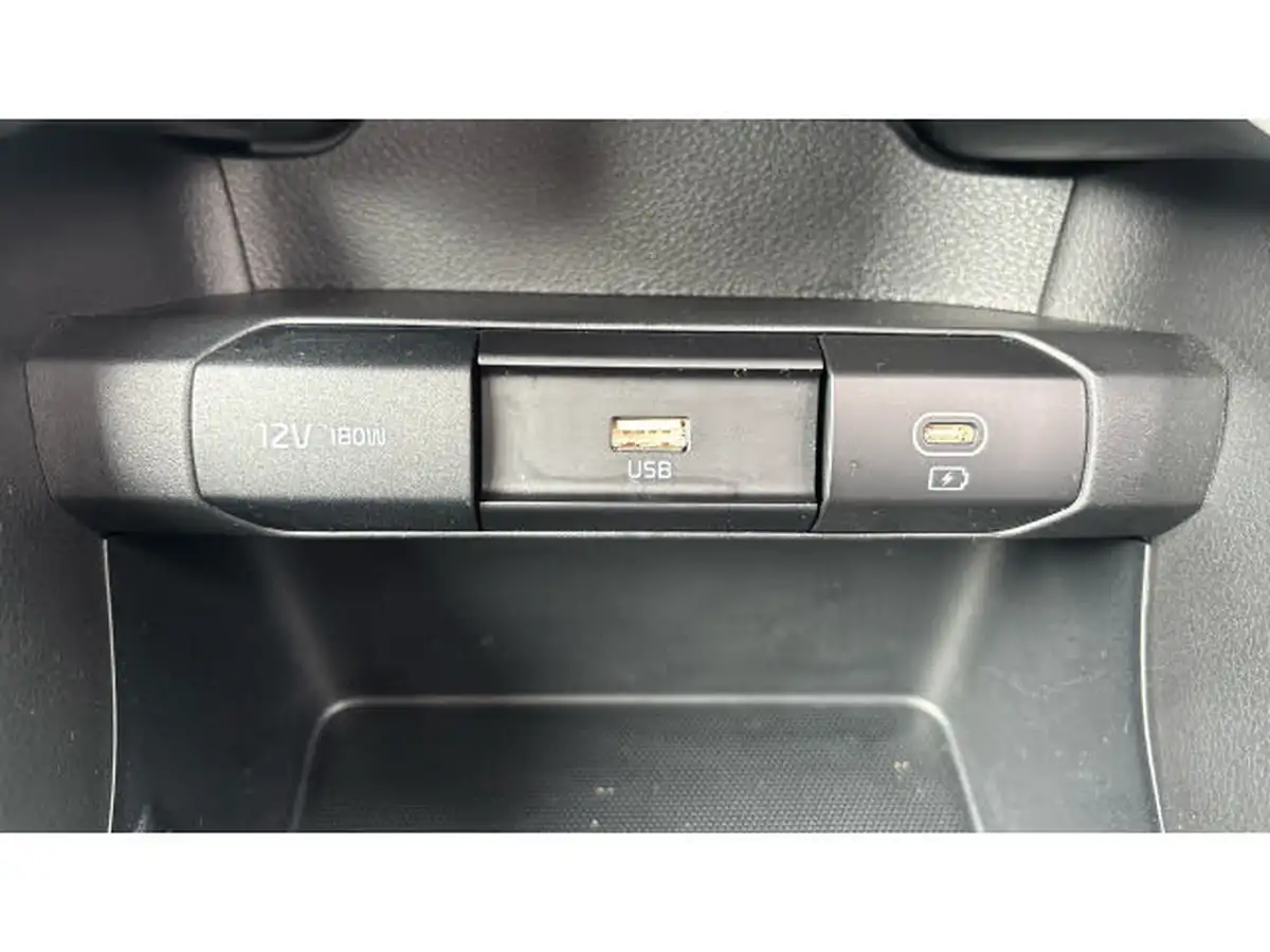 2024-kia-picanto-10-2-big-20