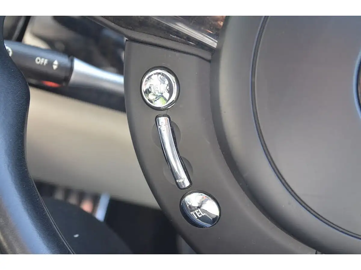 2016-rolls-royce-phantom-67-coupe-2d-big-41