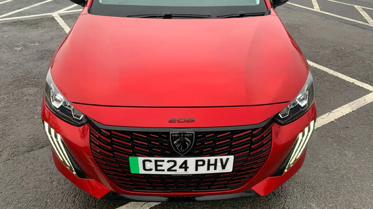 2024-peugeot-208-e-e-style-big-17