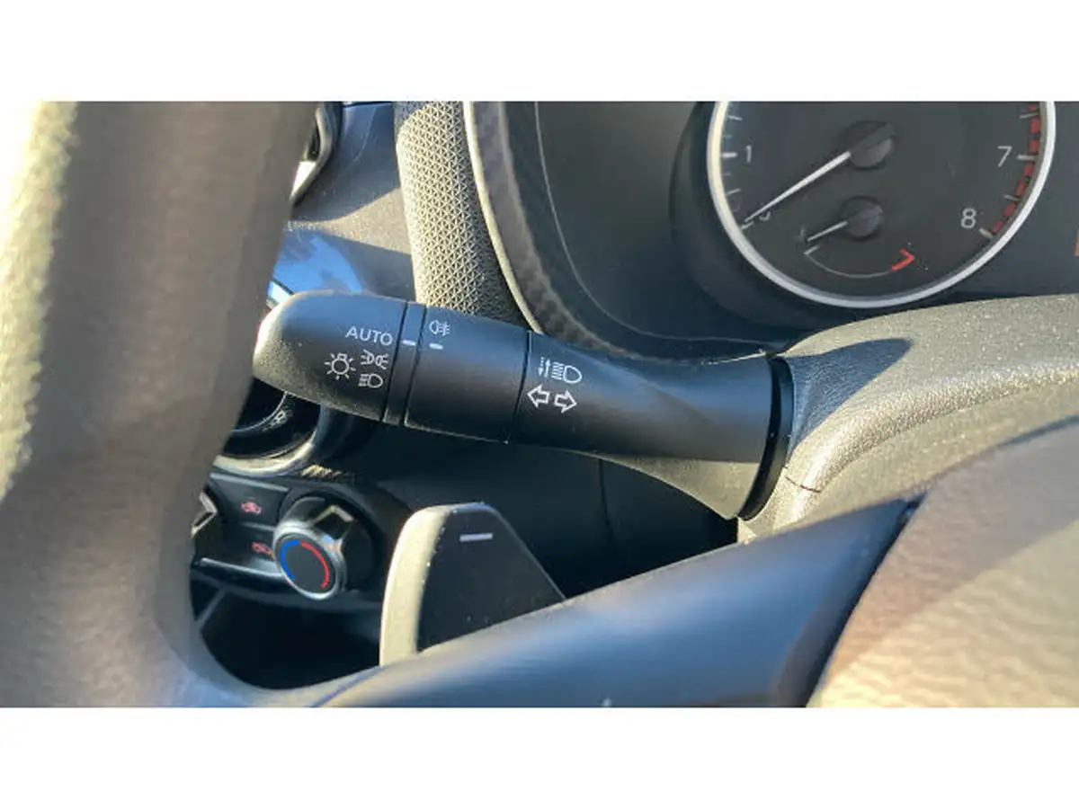 2023-nissan-juke-10-dig-t-acenta-dct-big-24