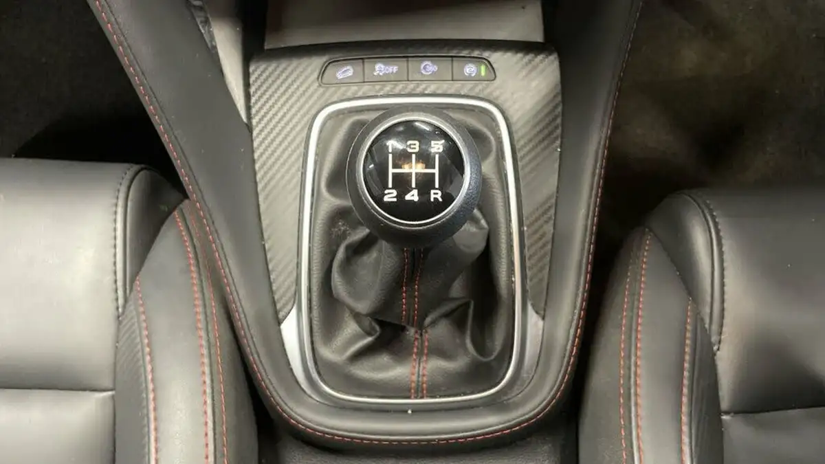 2021-mg-zs-suv-15-vti-tech-exclusive-big-19