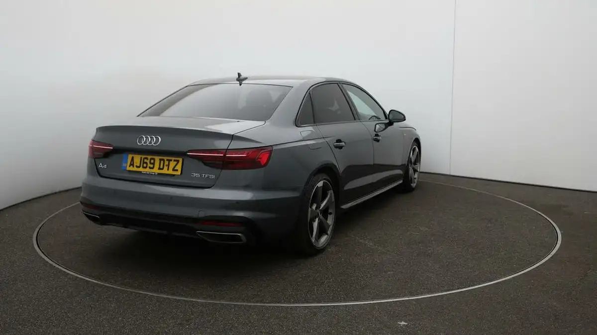 2020-audi-a4-20-35-tfsi-black-edition-s-tronic-big-49